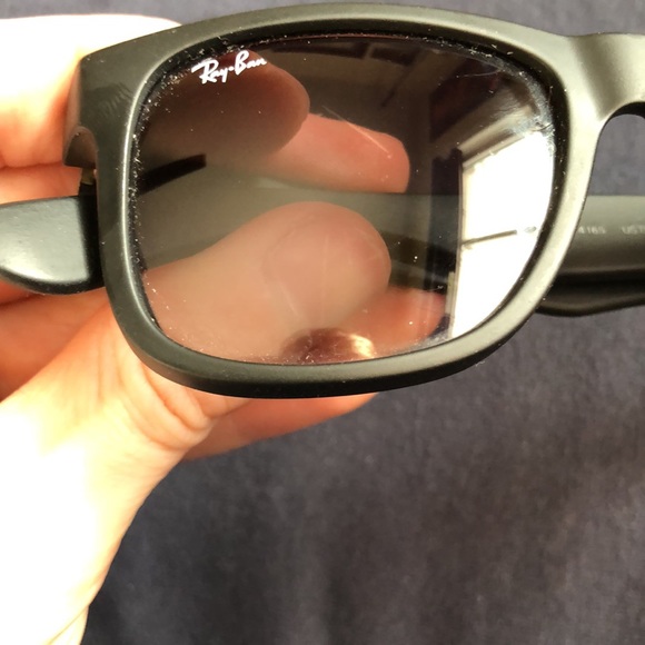 Matte black Ray-Ban Justin with black lenses - Picture 5 of 7